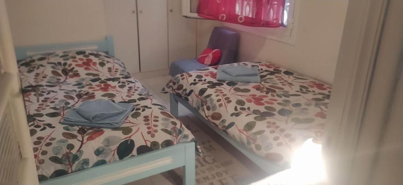 Cozy House 2 Apartment Vrachati Ngoại thất bức ảnh